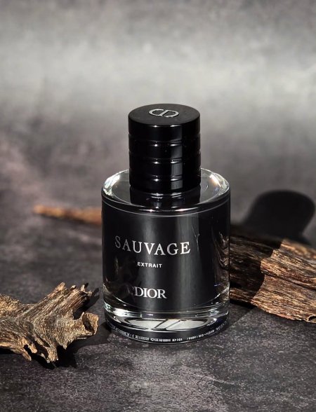 Sauvage Extrait Dior للرجال. 2026